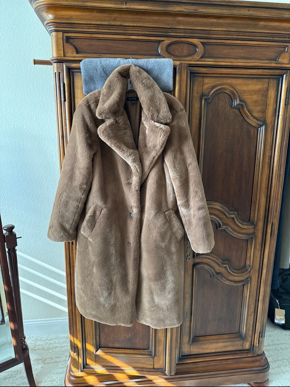 Ann Taylor Brown Teddy Faux Fur Coat Oversized Large Super Soft Coat